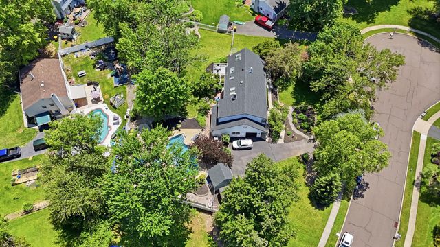 111 RICHARD DR, Chalfont, PA 18914