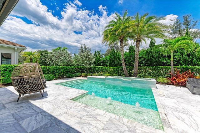 5060 SIMONS COURT, Lakewood Ranch, FL 34211