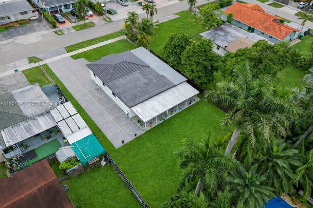 9365 SW 36th St, Miami, FL 33165