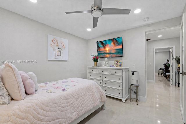 9365 SW 36th St, Miami, FL 33165