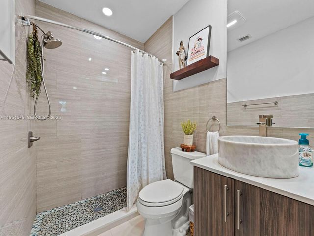 9365 SW 36th St, Miami, FL 33165