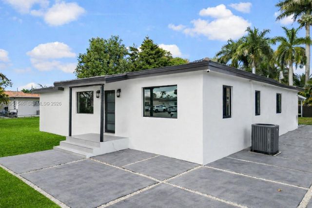 9365 SW 36th St, Miami, FL 33165