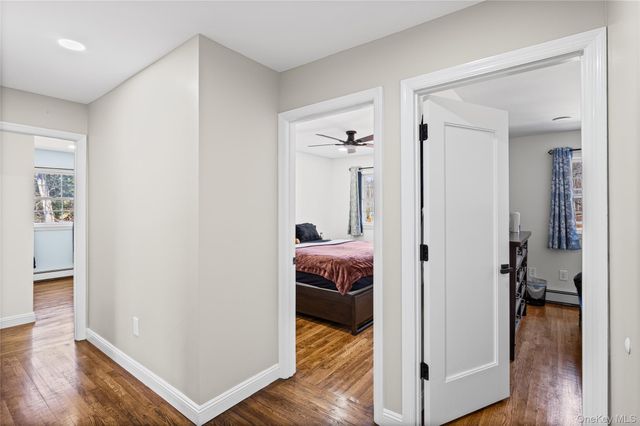 9 Weaver Lane, Dix Hills, NY 11746