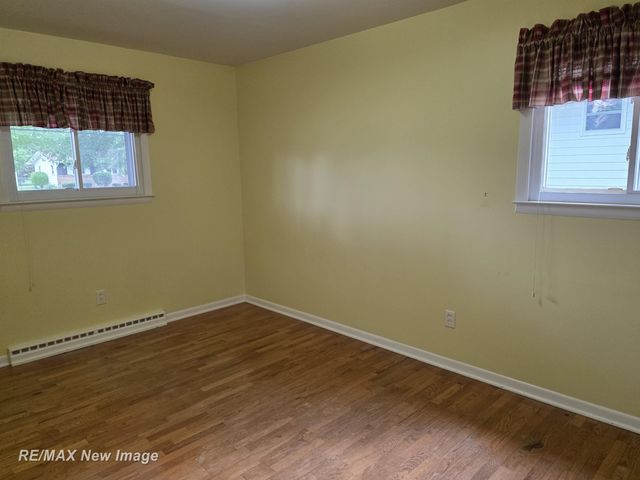 4200 S Wayside Drive, Saginaw, MI 48603