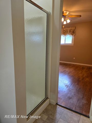 4200 S Wayside Drive, Saginaw, MI 48603
