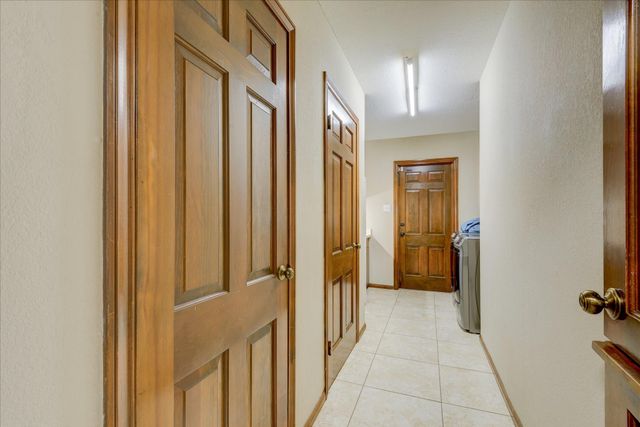 1517 19th Avenue N, Texas City, TX 77590