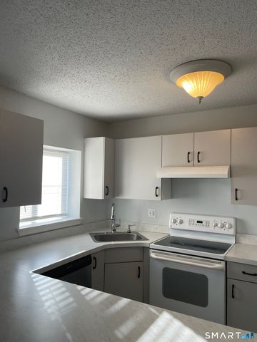 925 Oronoke Road 30A, Waterbury, CT 06708