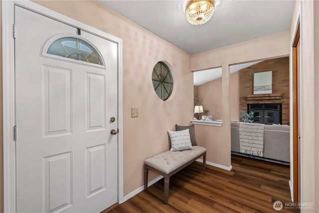 233 Clay Court SE, Olympia, WA 98513