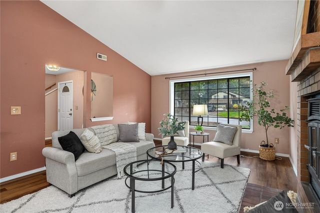 233 Clay Court SE, Olympia, WA 98513