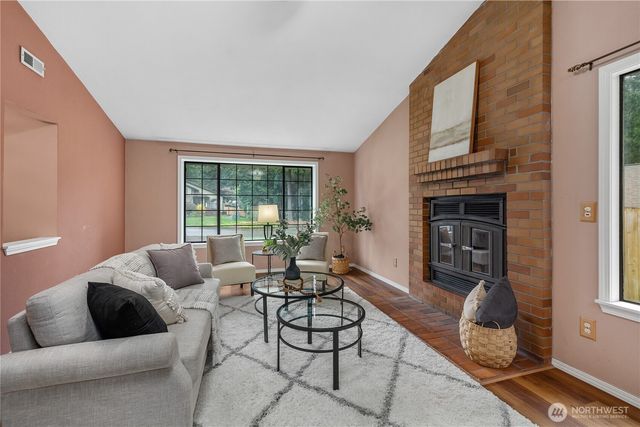 233 Clay Court SE, Olympia, WA 98513