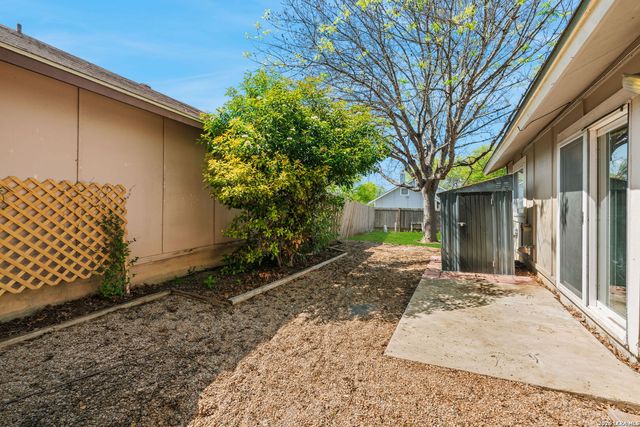 12079 Stoney Bridge, San Antonio, TX 78247