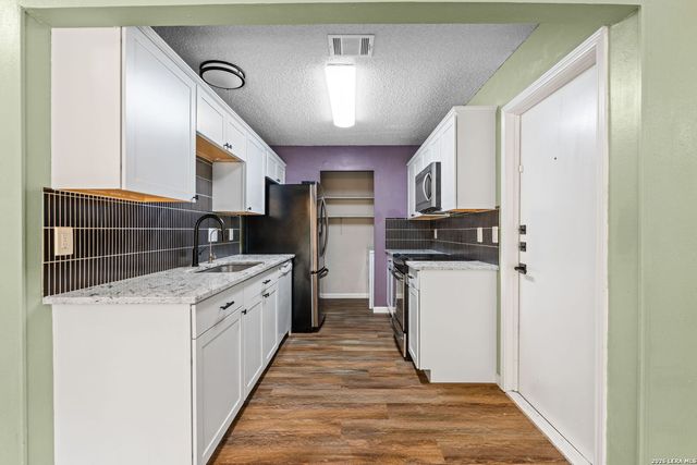 12079 Stoney Bridge, San Antonio, TX 78247