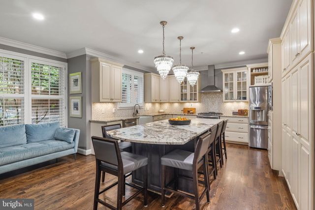 9210 BULLS RUN PKWY, Bethesda, MD 20817