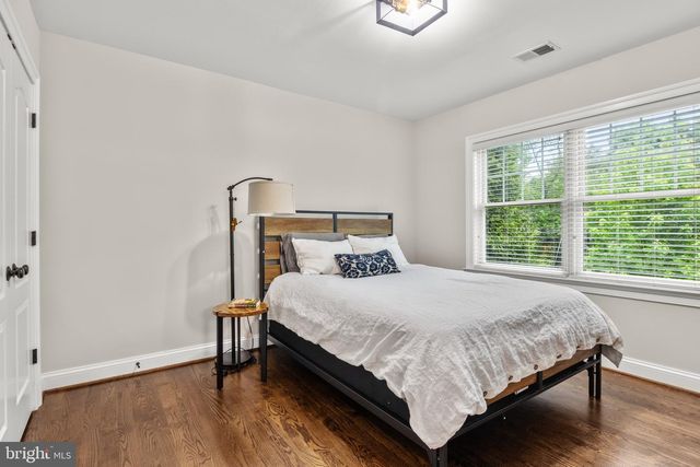 9210 BULLS RUN PKWY, Bethesda, MD 20817