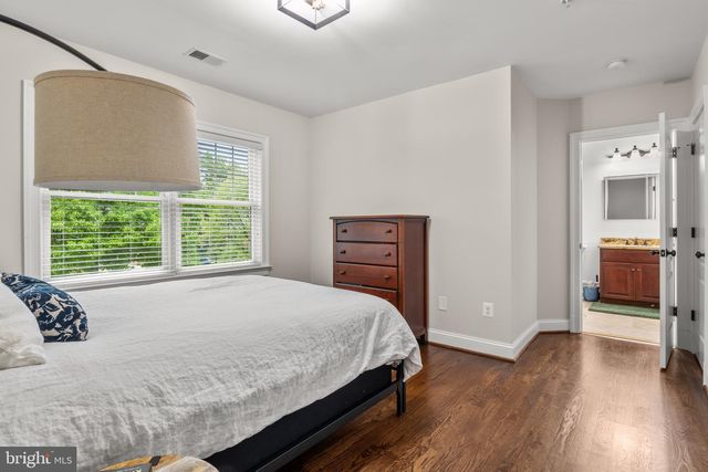 9210 BULLS RUN PKWY, Bethesda, MD 20817