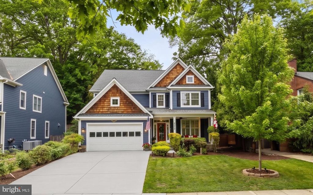 Image 3 of property listing at 9210 BULLS RUN PKWY, Bethesda, MD 20817
