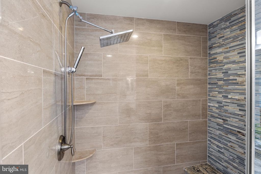 Image 35 of property listing at 9210 BULLS RUN PKWY, Bethesda, MD 20817