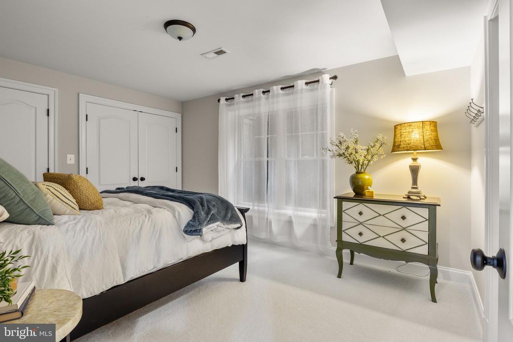 Image 47 of property listing at 9210 BULLS RUN PKWY, Bethesda, MD 20817