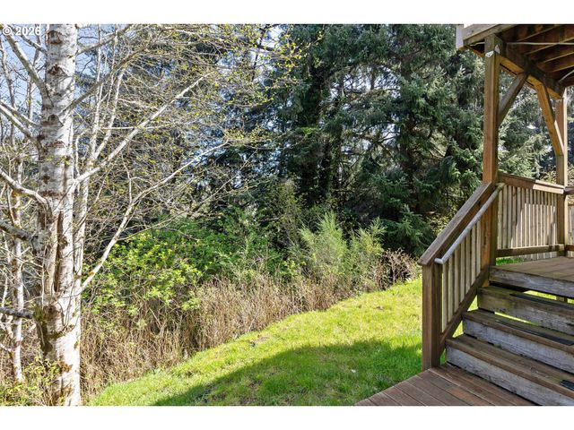 2280 Ne SURF Ave, Lincoln City, OR 97367