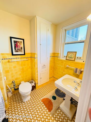 2140 Bonnycastle Ave 3f, Louisville, KY 40205