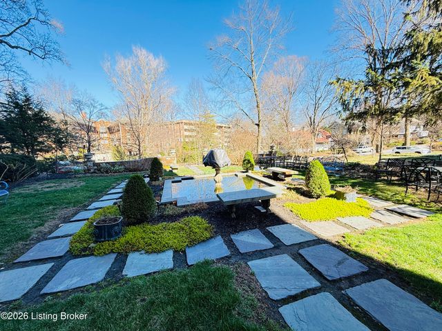 2140 Bonnycastle Ave 3f, Louisville, KY 40205