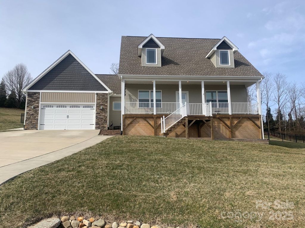 119 Tryon View Drive, Flat Rock, NC 28731