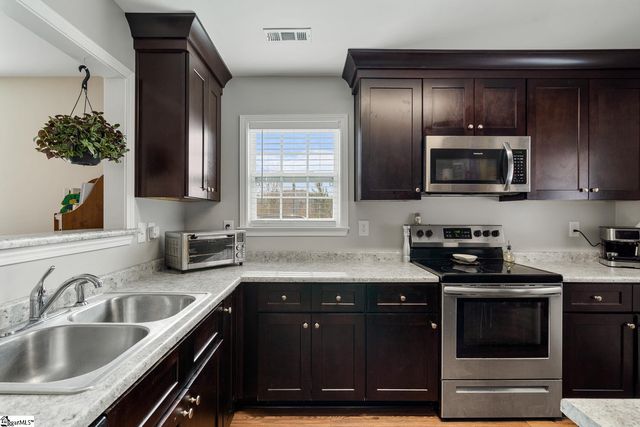 104 Royalview Drive, Anderson, SC 29624