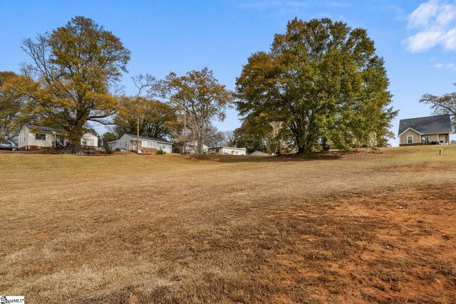 104 Royalview Drive, Anderson, SC 29624