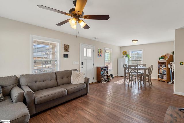 104 Royalview Drive, Anderson, SC 29624