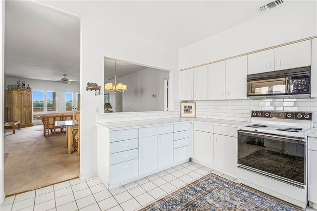 5020 Harmony Circle 304, Vero Beach, FL 32967