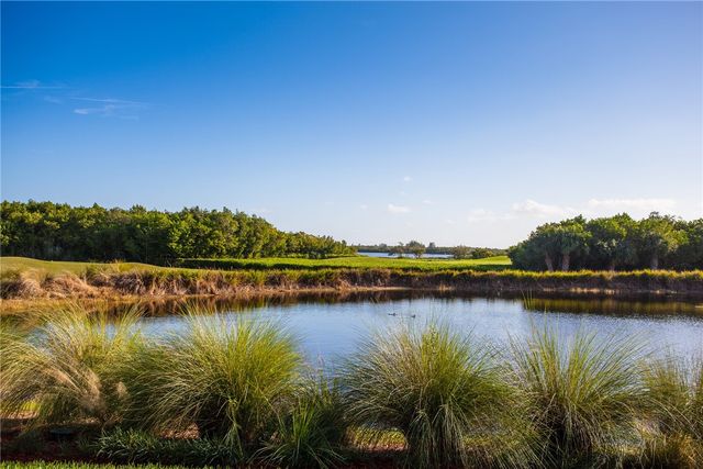 5020 Harmony Circle 304, Vero Beach, FL 32967
