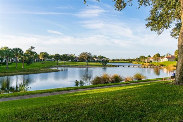 5020 Harmony Circle 304, Vero Beach, FL 32967