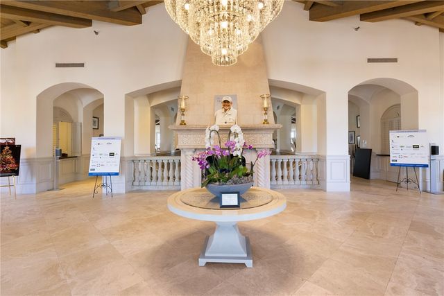 5020 Harmony Circle 304, Vero Beach, FL 32967