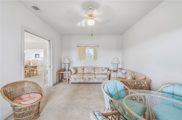 5020 Harmony Circle 304, Vero Beach, FL 32967