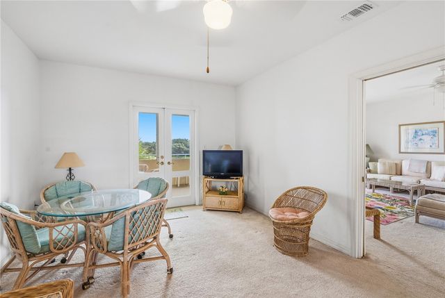 5020 Harmony Circle 304, Vero Beach, FL 32967