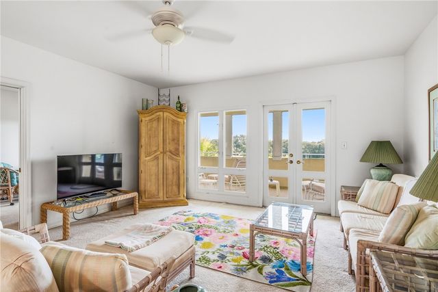 5020 Harmony Circle 304, Vero Beach, FL 32967