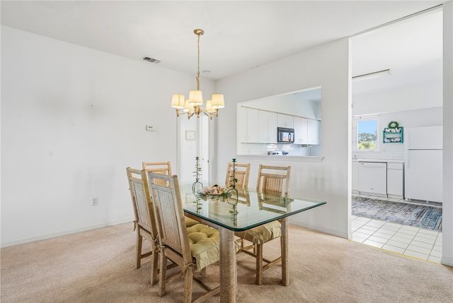 5020 Harmony Circle 304, Vero Beach, FL 32967