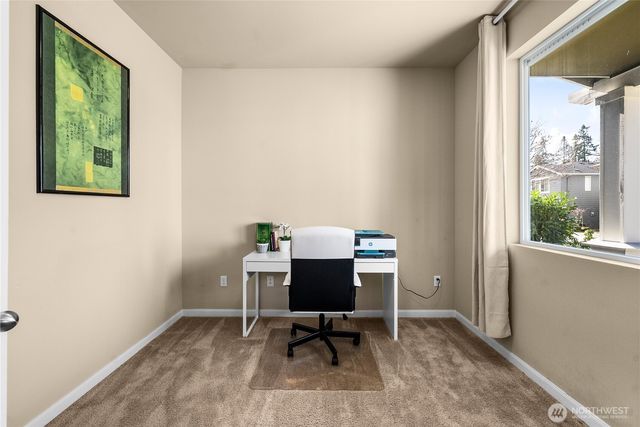 21702 103rd Place SE, Kent, WA 98031