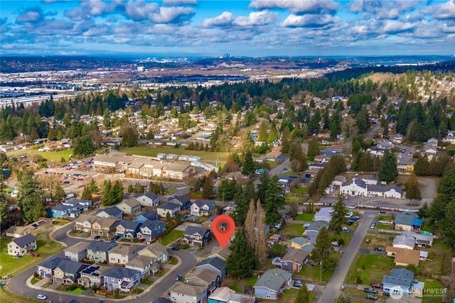 21702 103rd Place SE, Kent, WA 98031