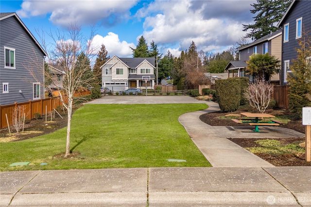 21702 103rd Place SE, Kent, WA 98031