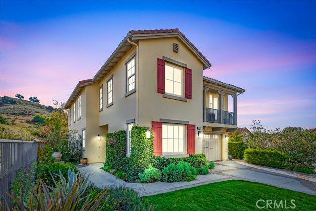 4694 Luna Court, Calabasas, CA 91302