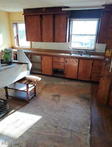 73 Comer Street, Parkersburg, WV 26101