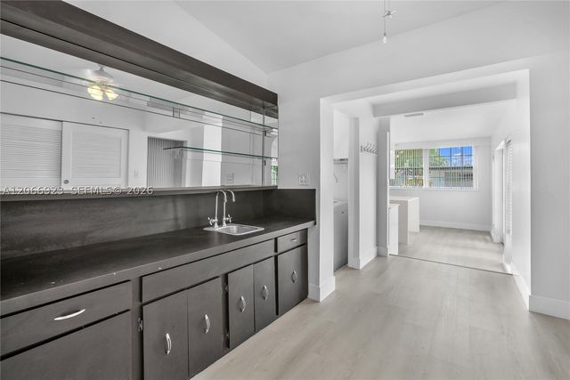 2555 Nassau Ln, Fort Lauderdale, FL 33312