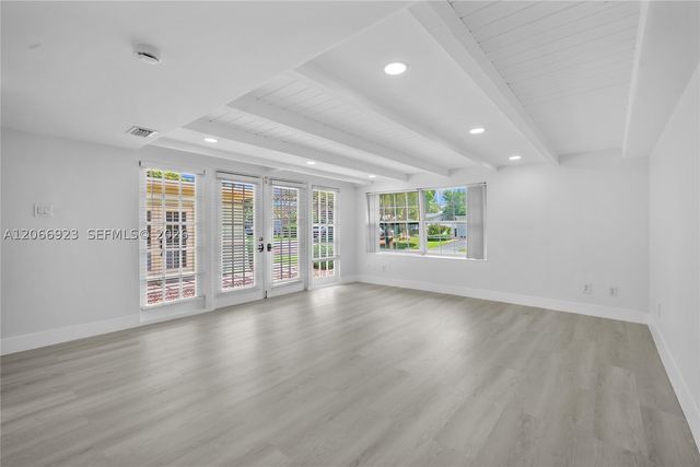 2555 Nassau Ln, Fort Lauderdale, FL 33312