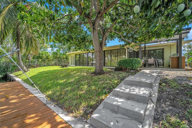 2555 Nassau Ln, Fort Lauderdale, FL 33312