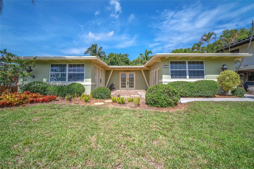 2555 Nassau Ln, Fort Lauderdale, FL 33312