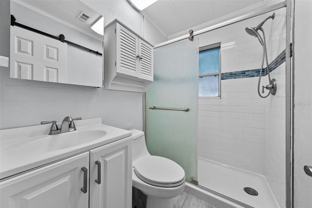 331 83RD AVENUE NE, St Petersburg, FL 33702