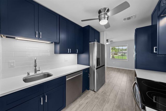 331 83RD AVENUE NE, St Petersburg, FL 33702