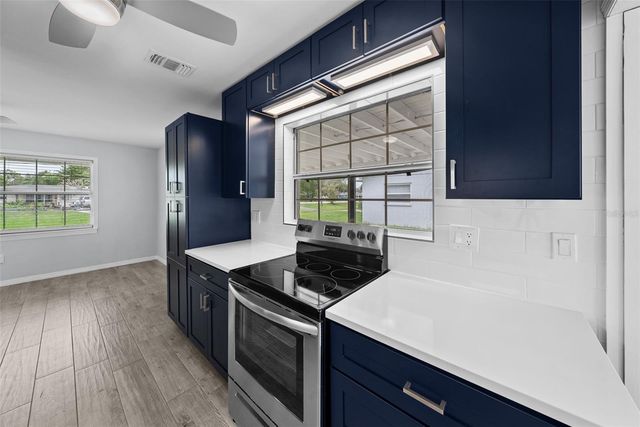 331 83RD AVENUE NE, St Petersburg, FL 33702