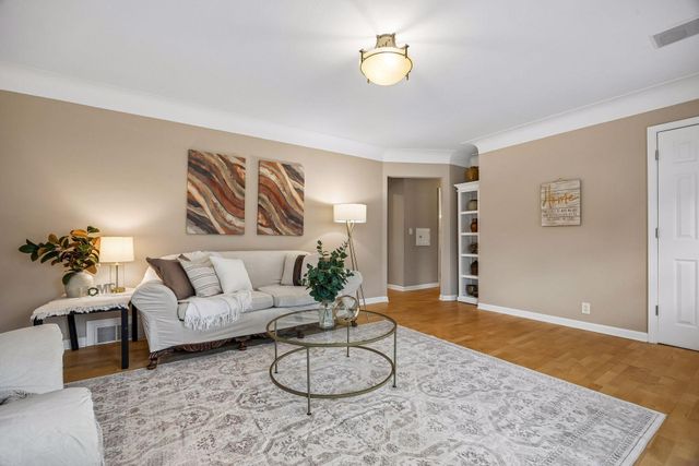 7837 Edgebrook Drive, Saint Louis Park, MN 55426